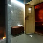 Hotell Snezka 4*