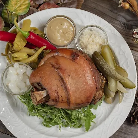 Готель Snezka 4*